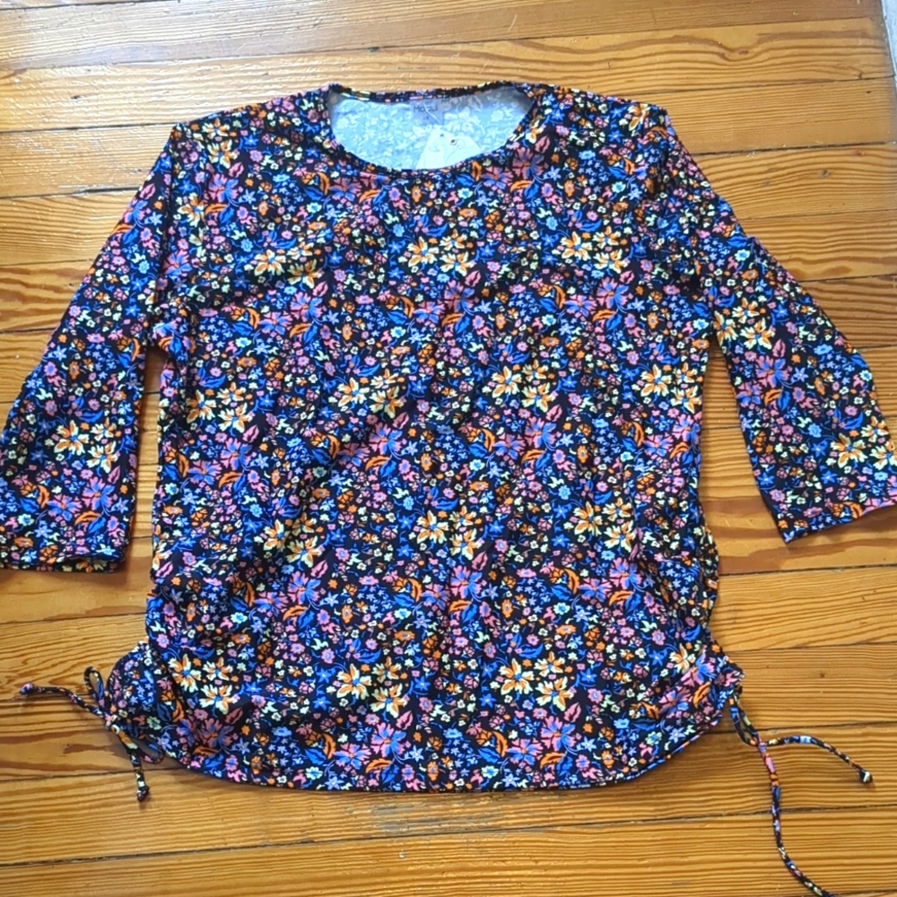 NWT Modli 3/4 sleeve floral rashguard swim shirt, 1X